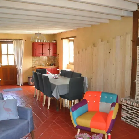 Сasa de vacaciones Saint-pourcain-sur-sioule, 4 Pieces, 6 Personnes - Fr-1-489-179 *