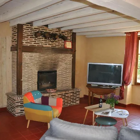 Saint-pourcain-sur-sioule, 4 Pieces, 6 Personnes - Fr-1-489-179 *